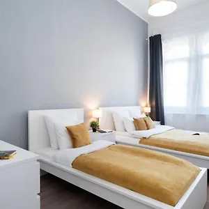 large-apartment-at-perfect-central-location.inbudapesthotels.com/