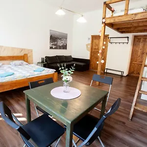 Wow Wow Apartament